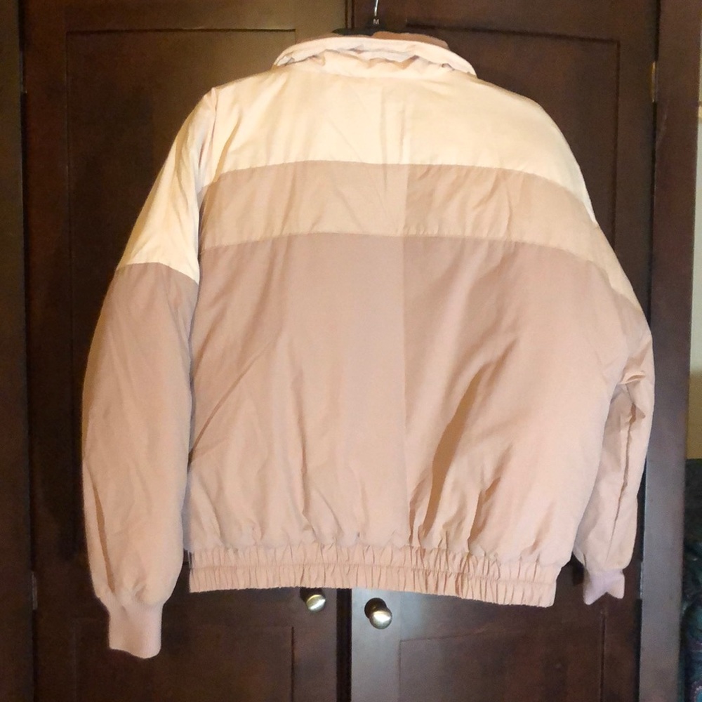NWT! American Eagle Pink Tri-Color Puffer Jacket! - Picture 5 of 5